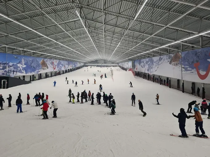 De indoorpiste van SnowWorld Antwerpen